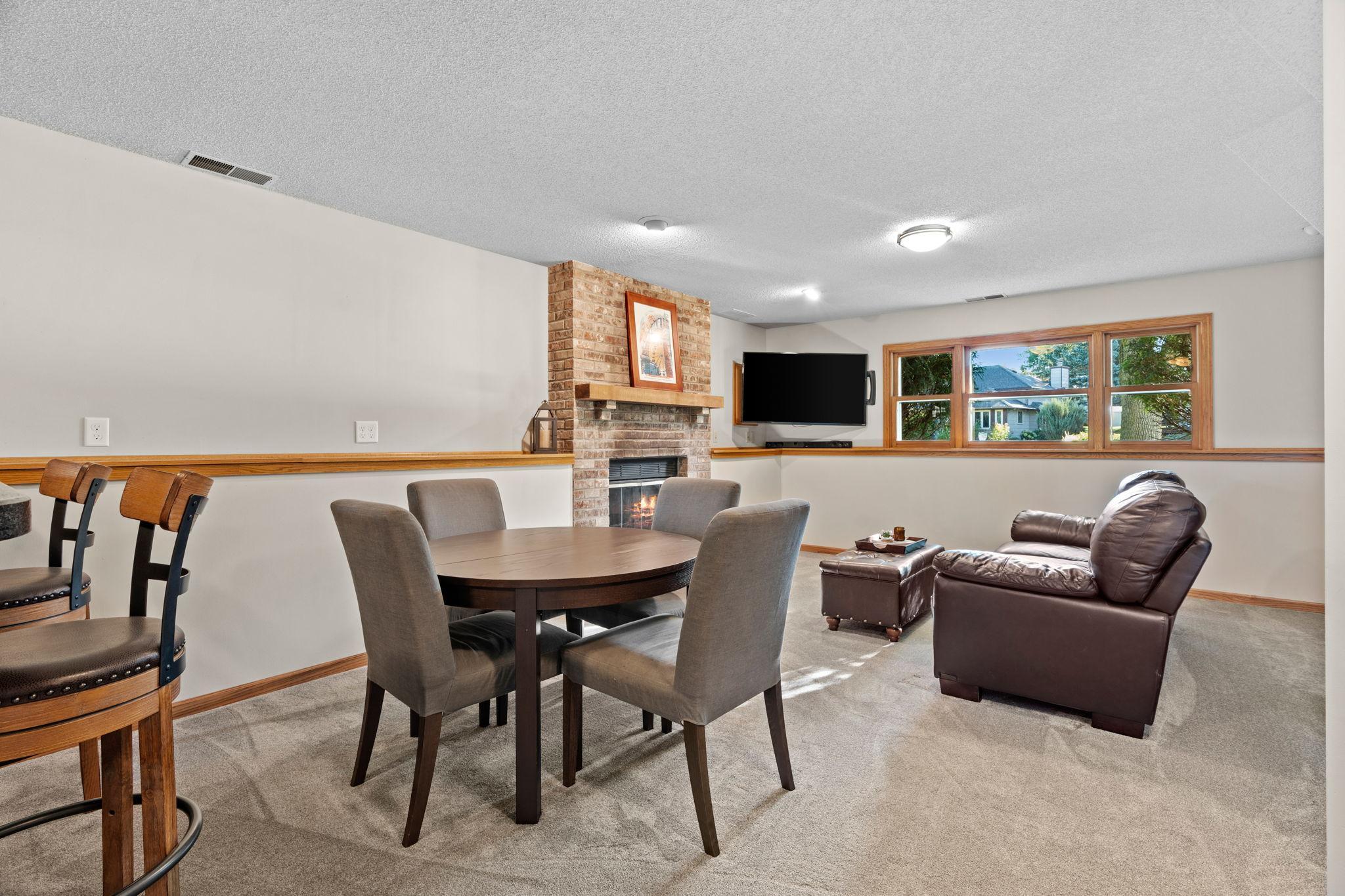 9545 Hillside Drive