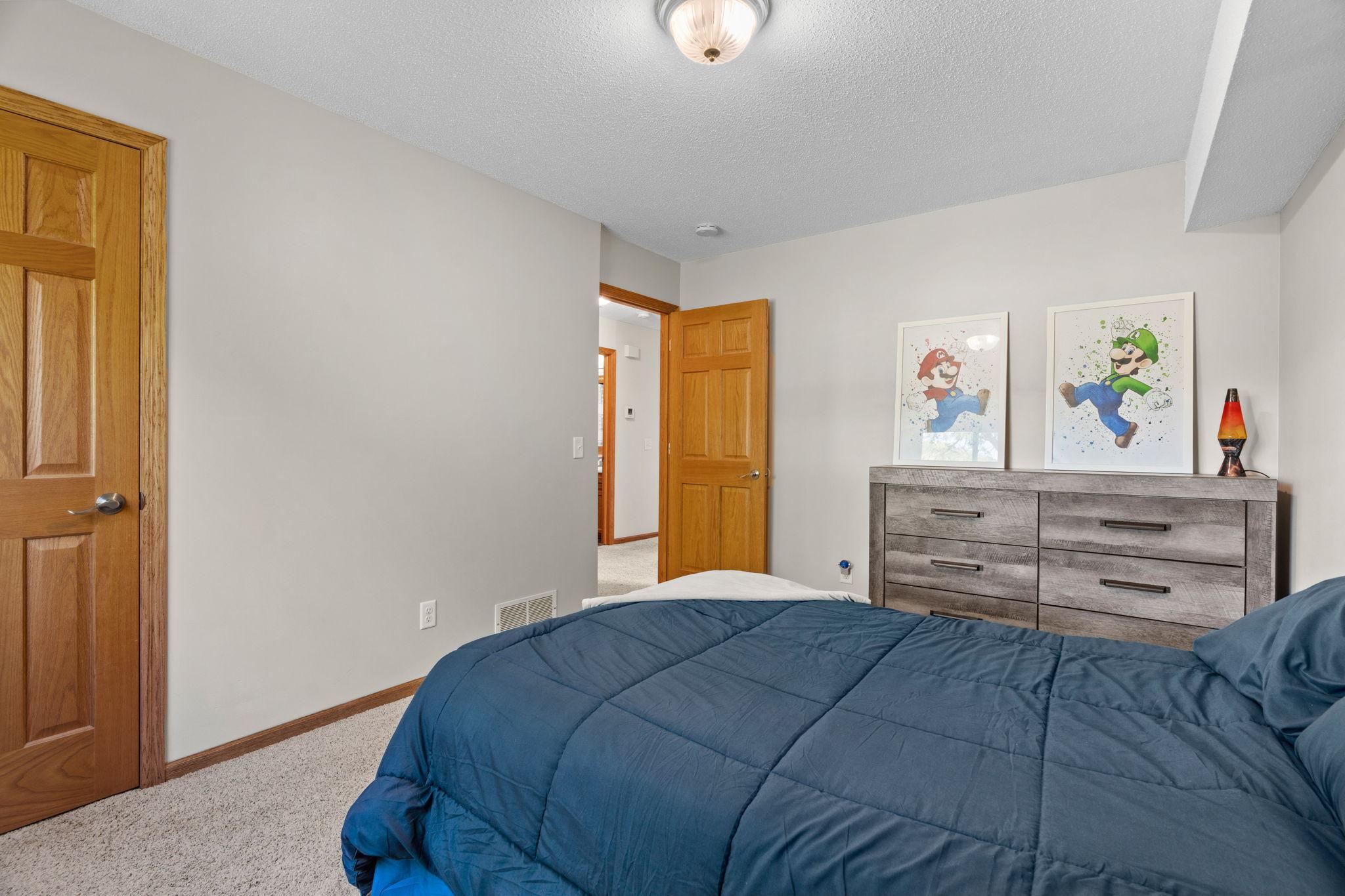 9545 Hillside Drive