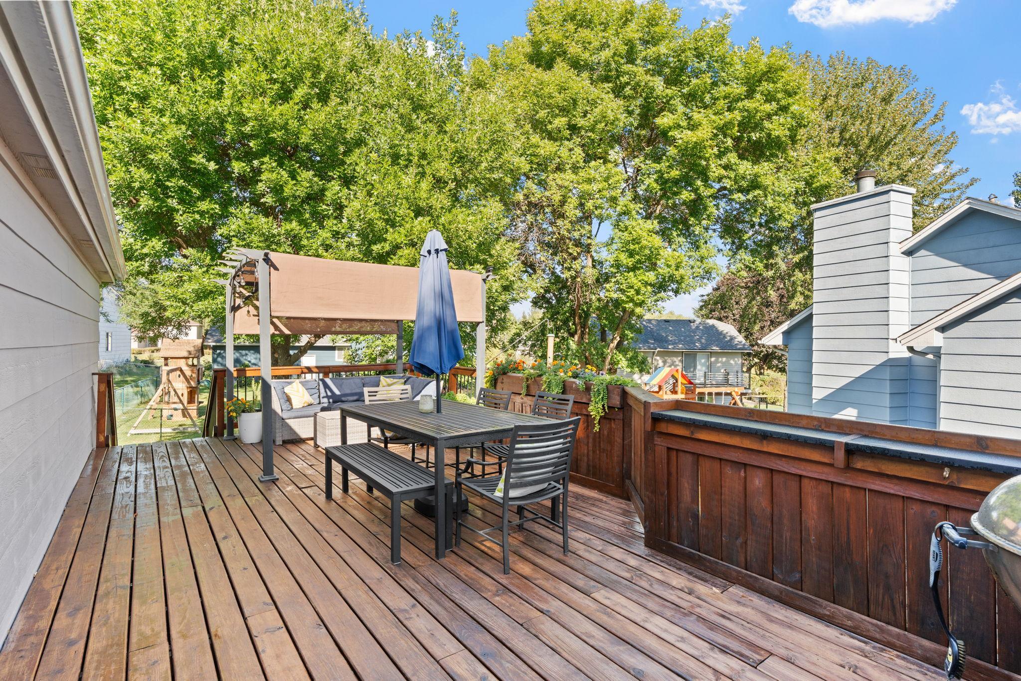 9545 Hillside Drive