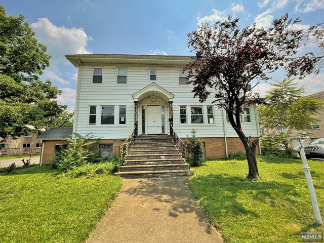 32 Halsey Avenue