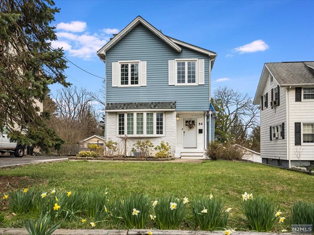 54 Mountain Avenue