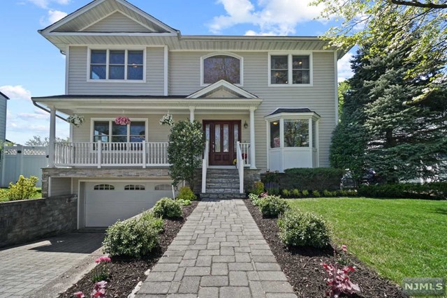 20 Holland Avenue