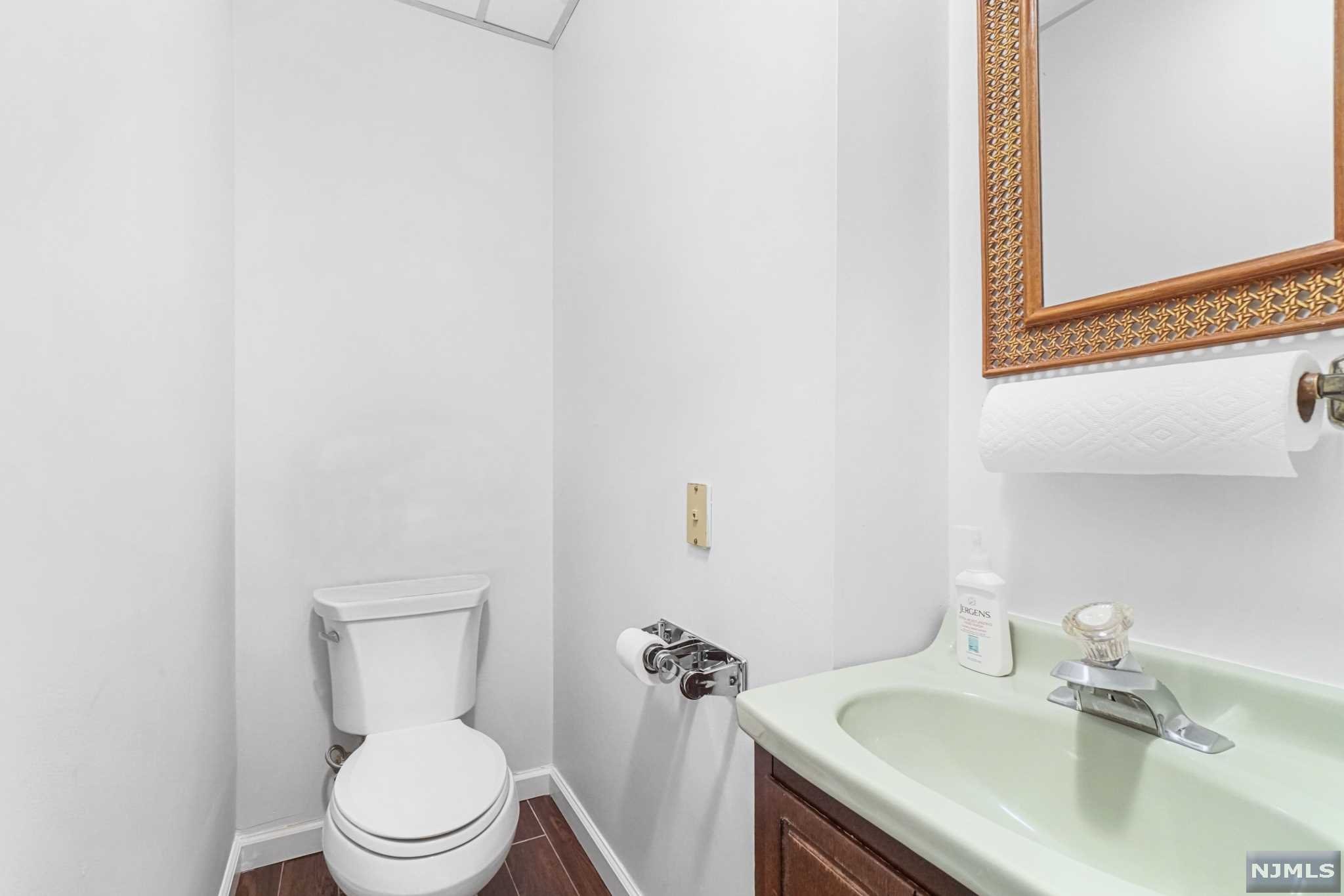 15 Central Avenue