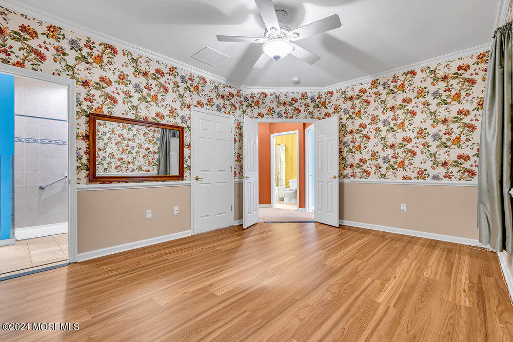 55 Country Walk Boulevard