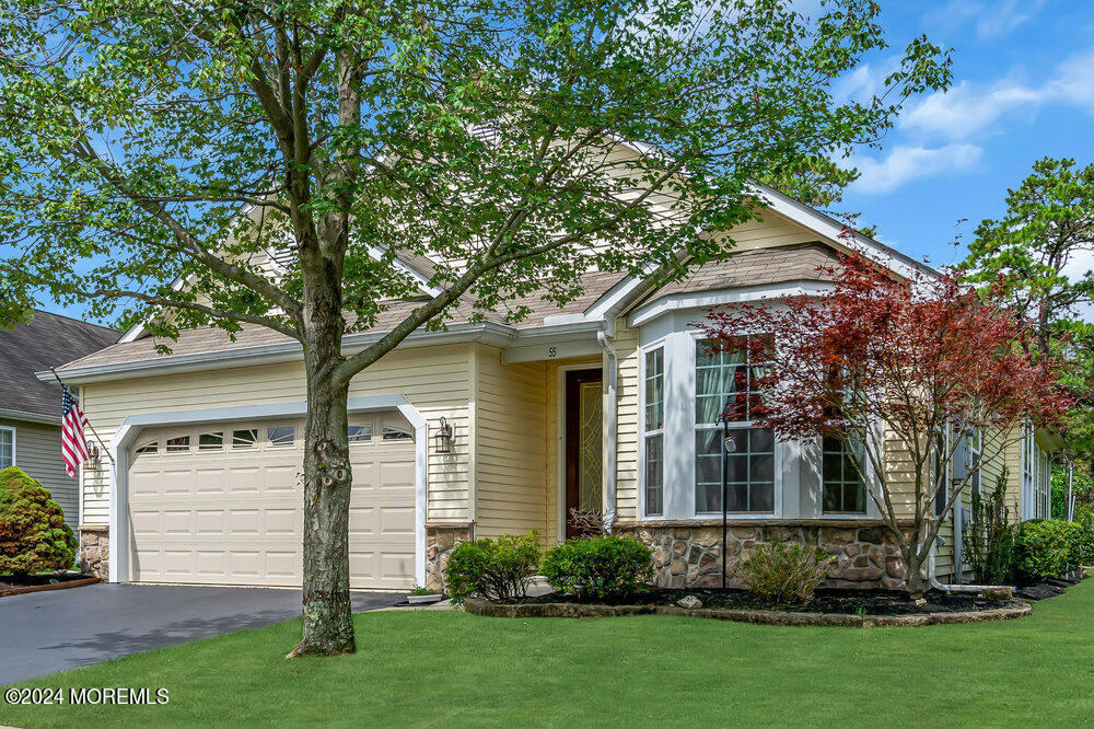 55 Country Walk Boulevard