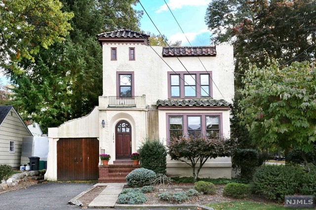 120 Hackensack Avenue