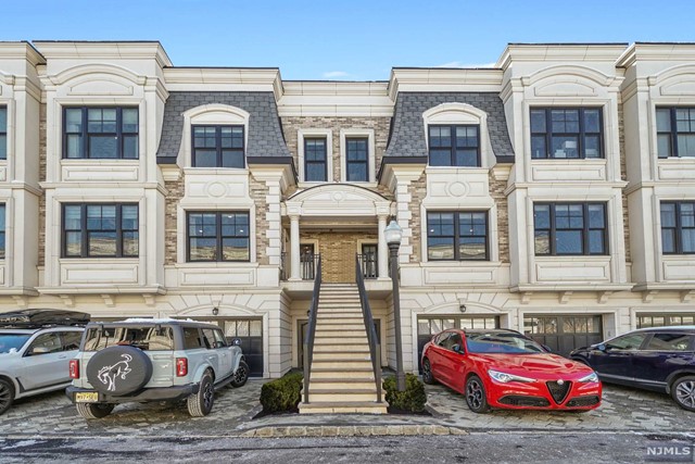 44 Marquis Court