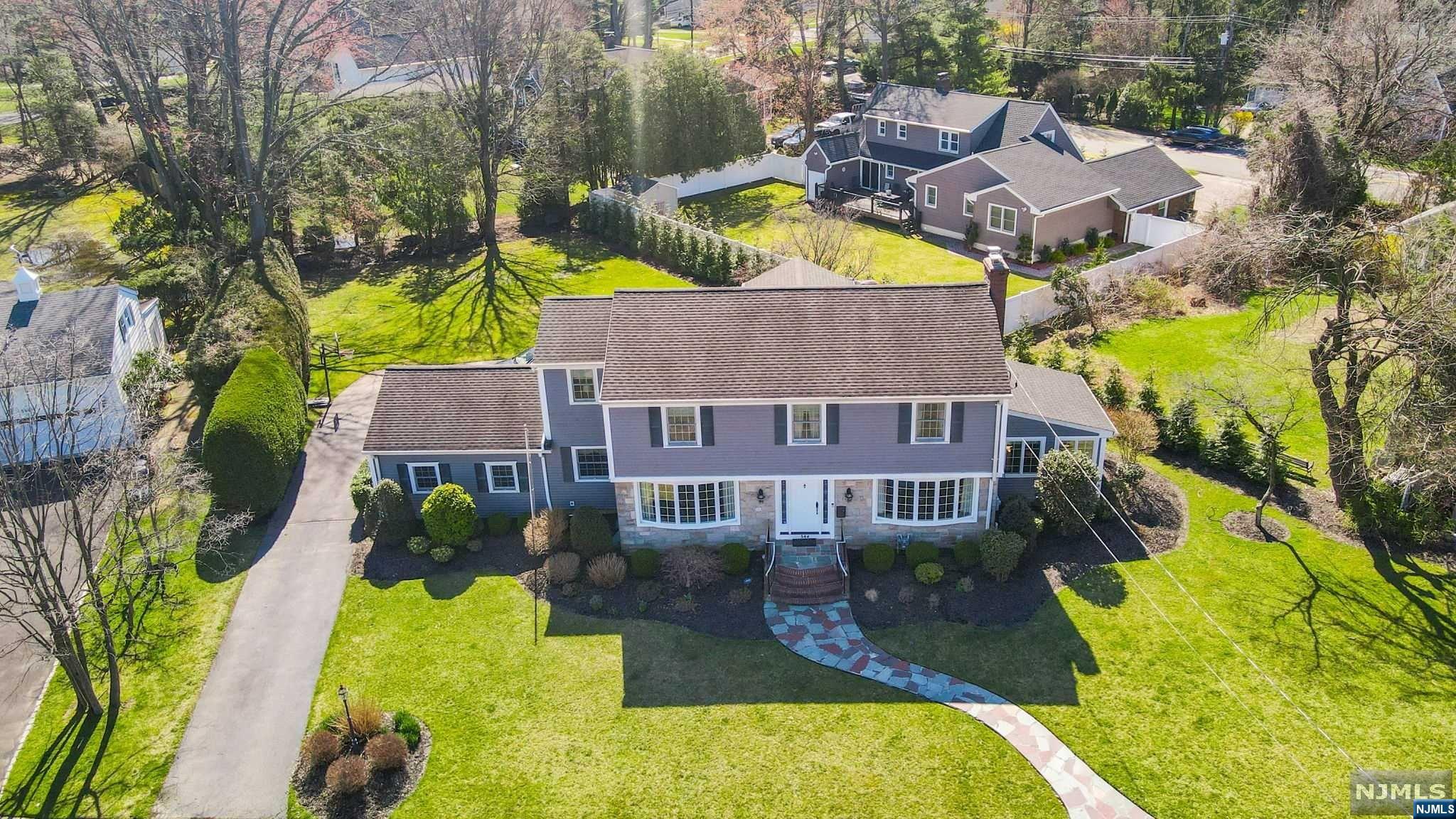 584 Seminole Street