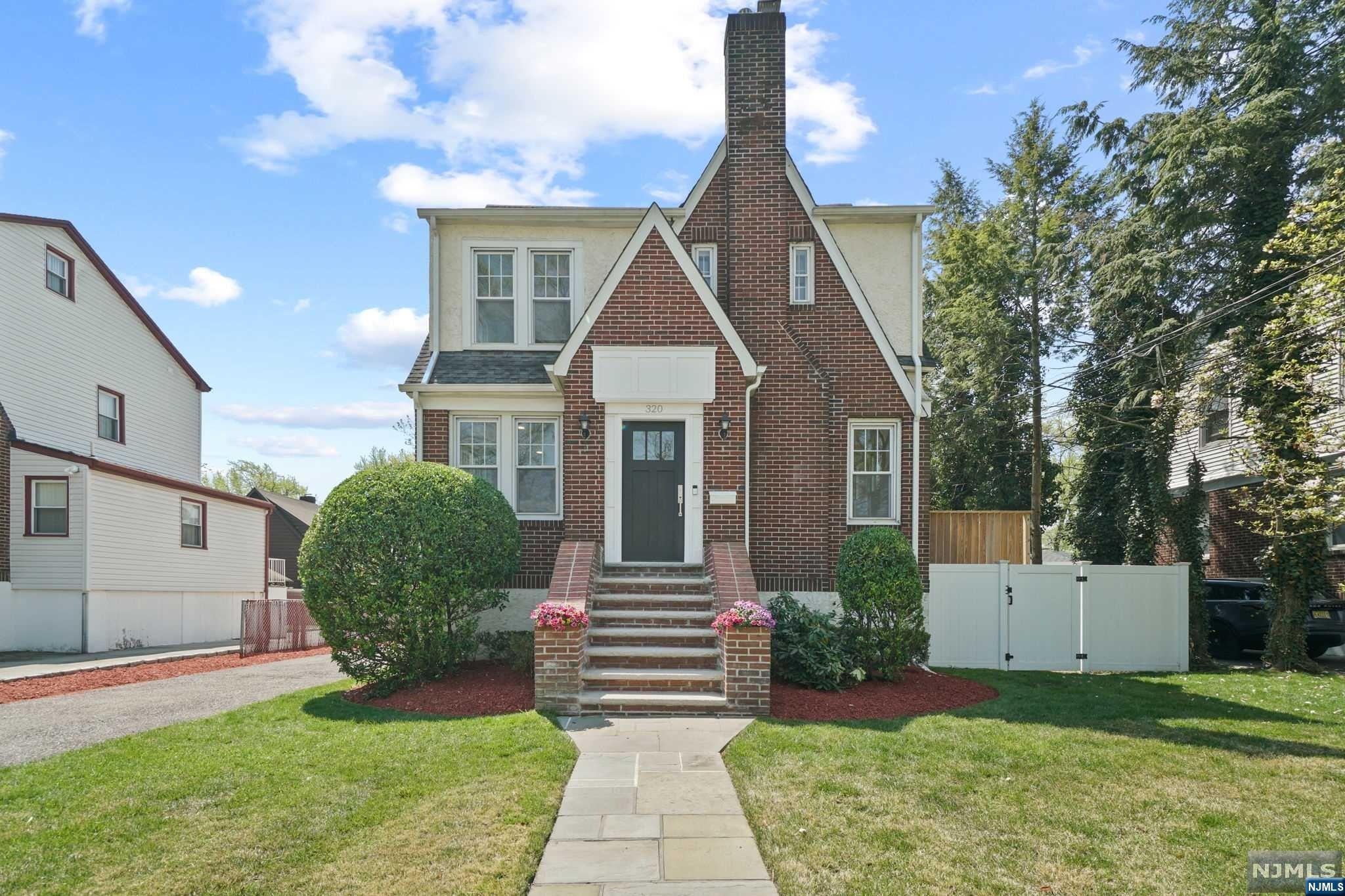 320 Windsor Road