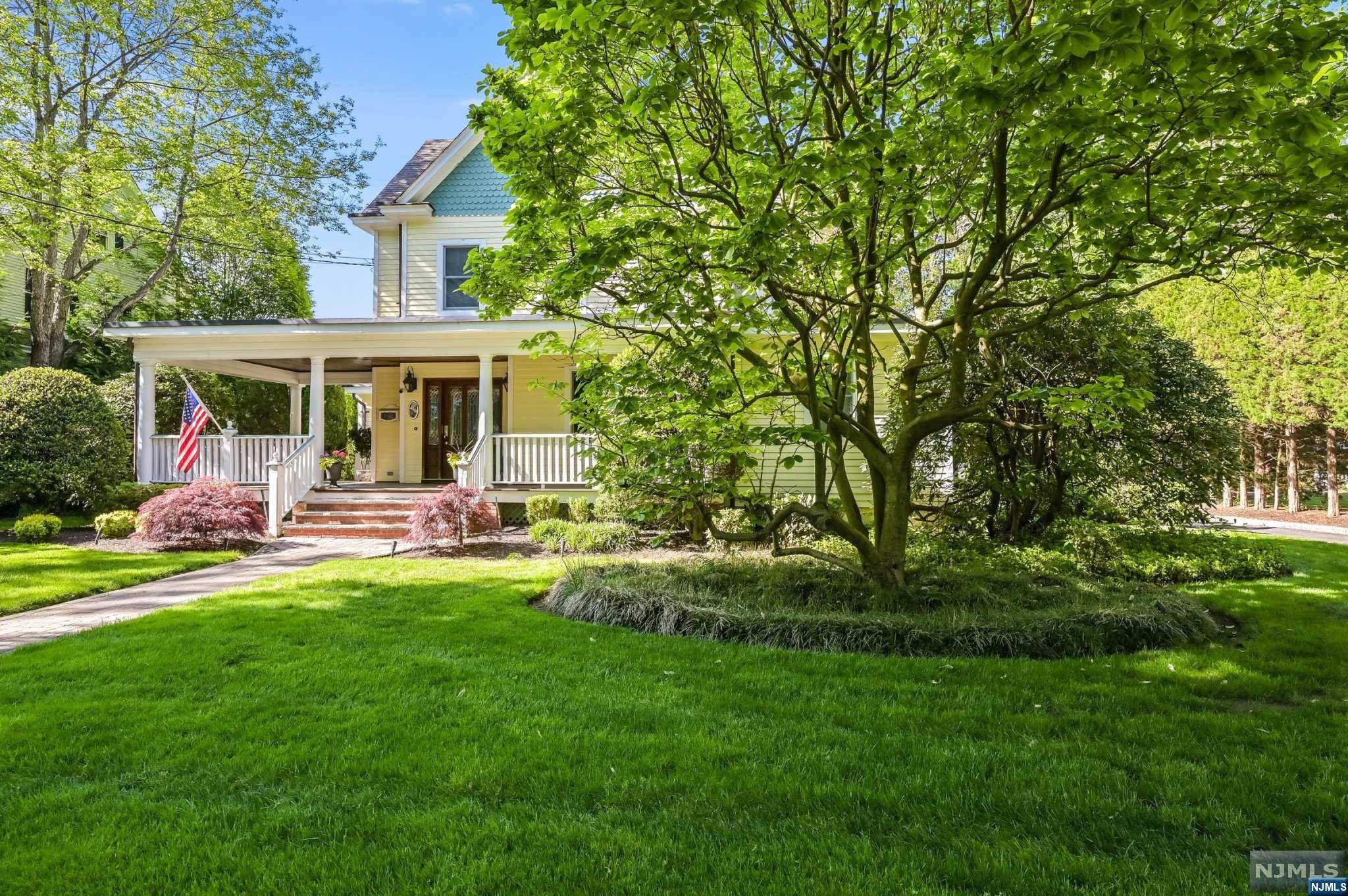 416 Oradell Avenue