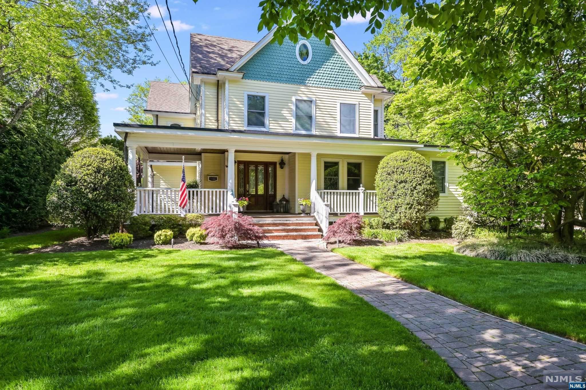 416 Oradell Avenue