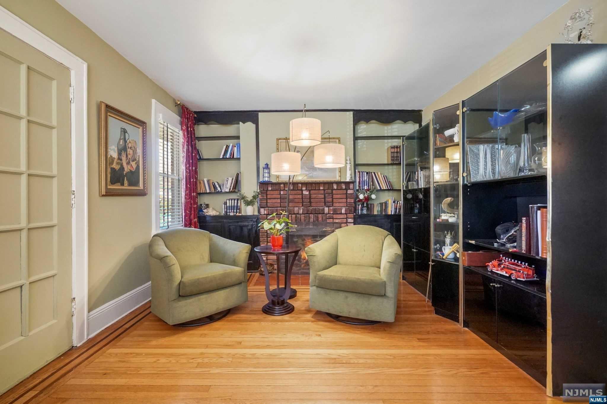 321 Griggs Avenue