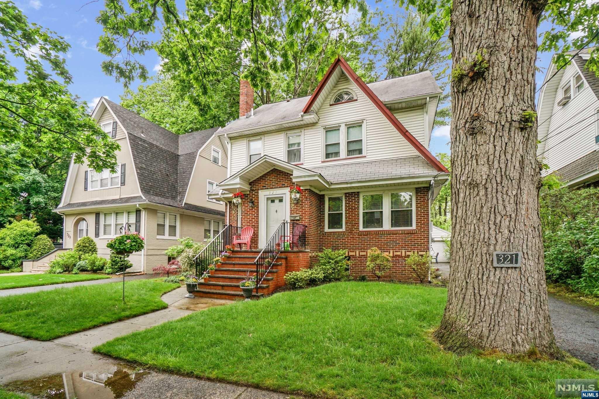 321 Griggs Avenue