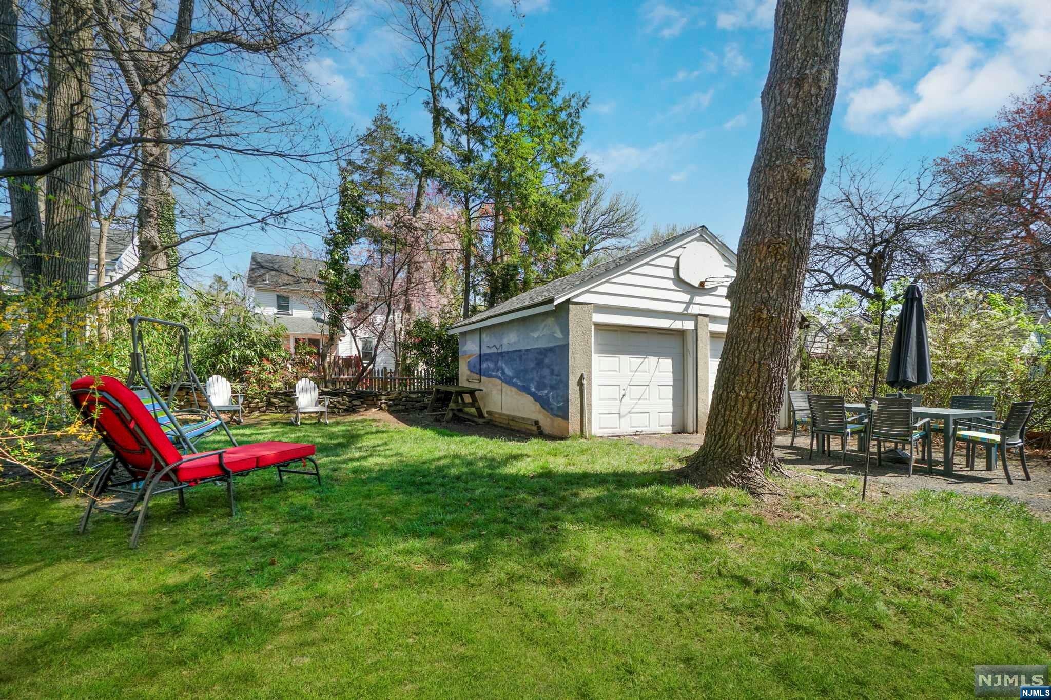321 Griggs Avenue