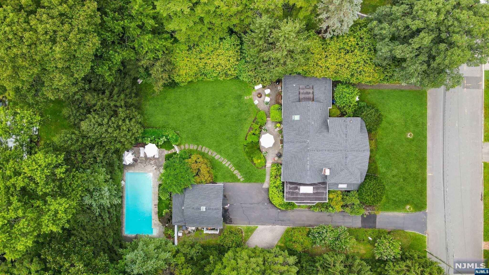 125 Oak Street
