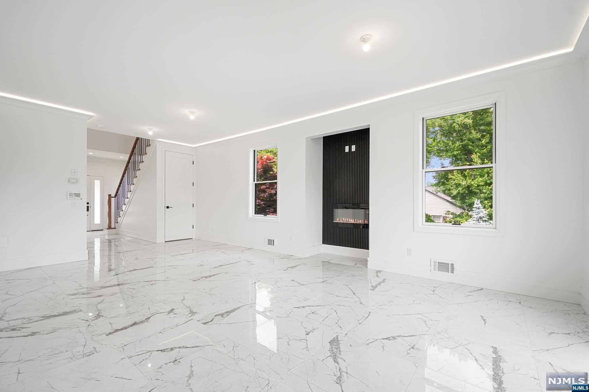 15 Mountain Avenue