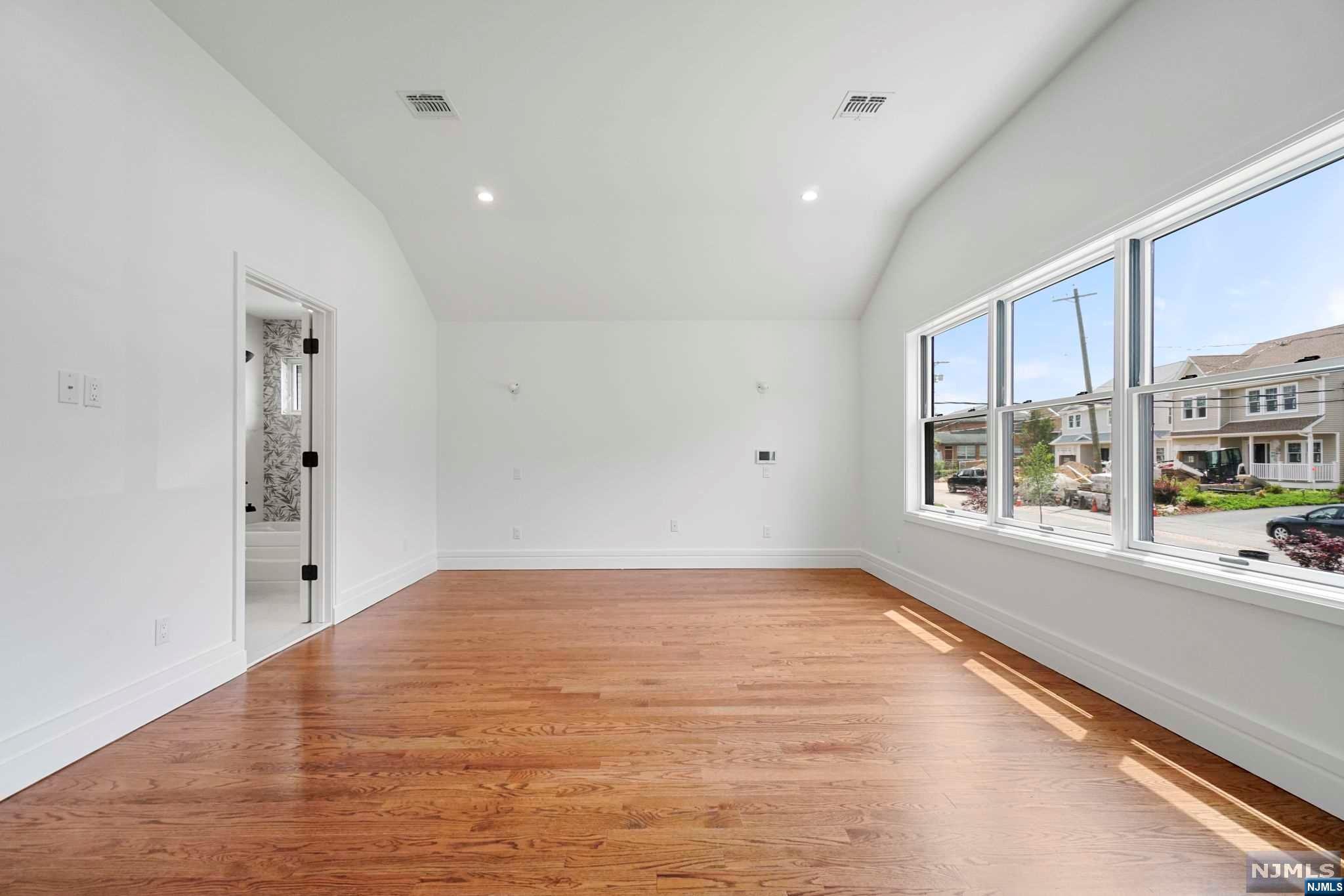 15 Mountain Avenue