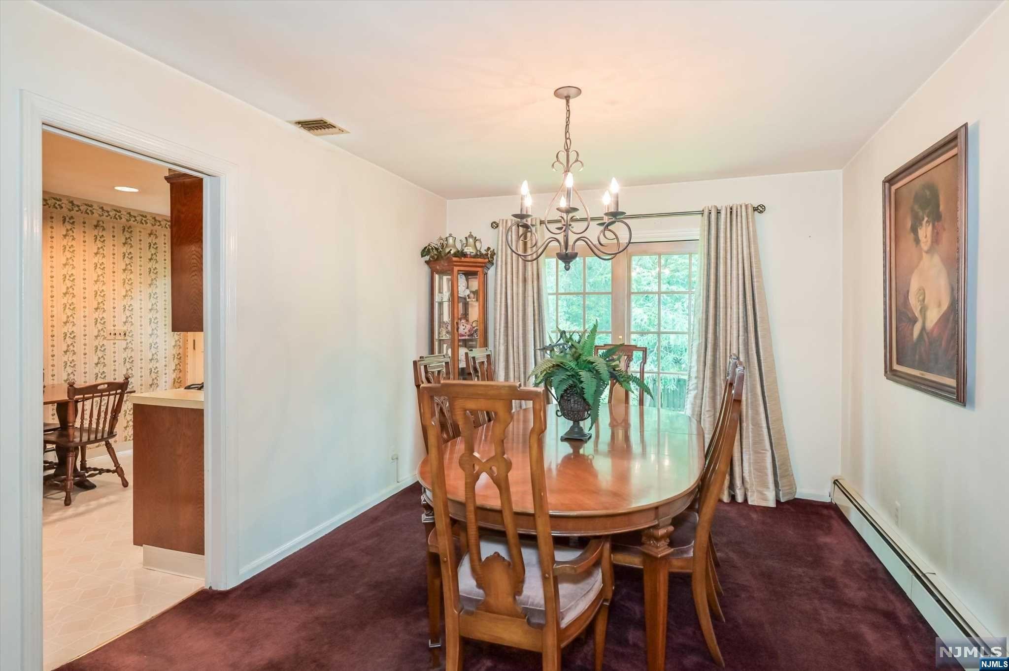 33 Dwight Avenue