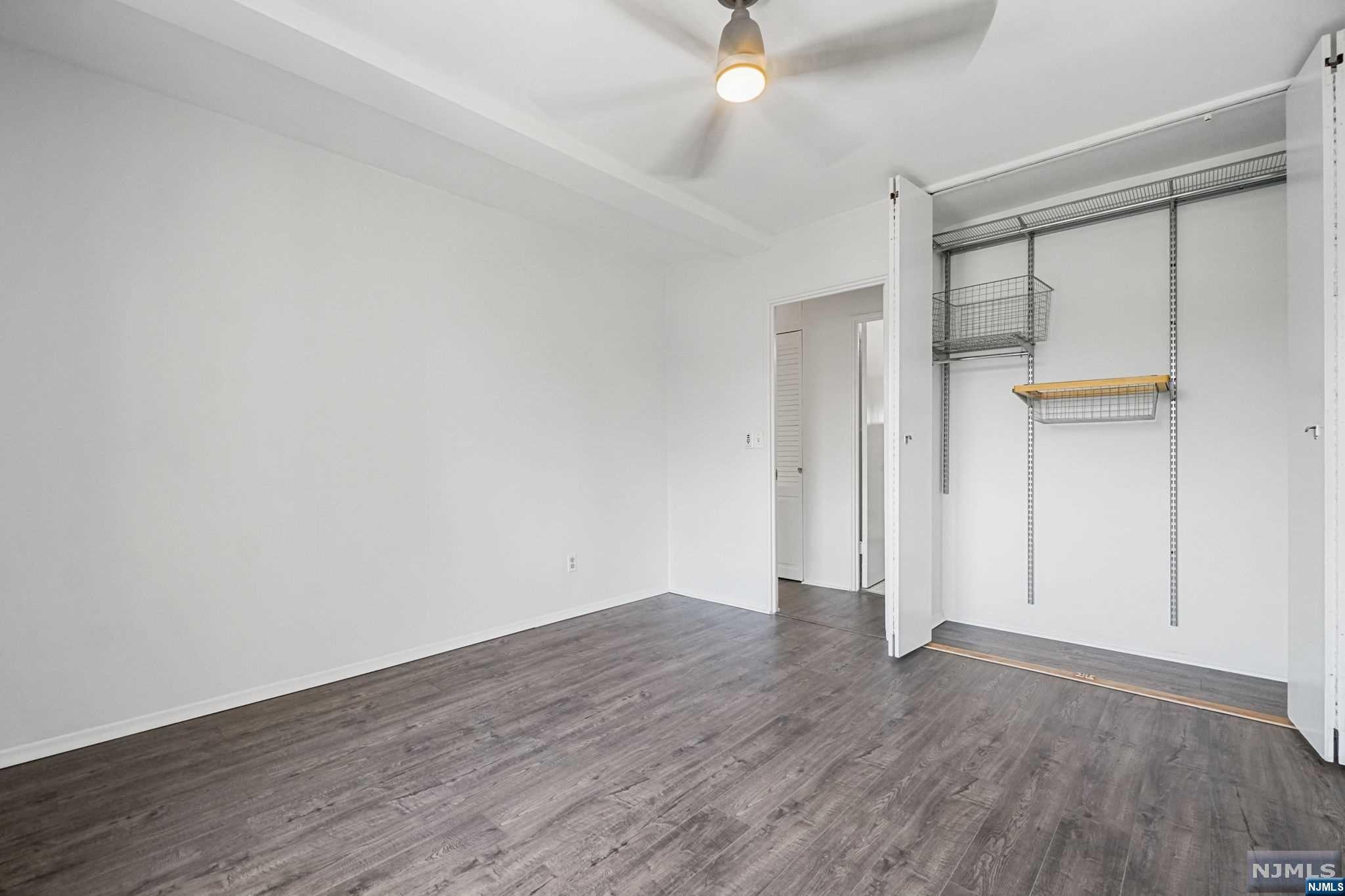 25 Grand Avenue 4A