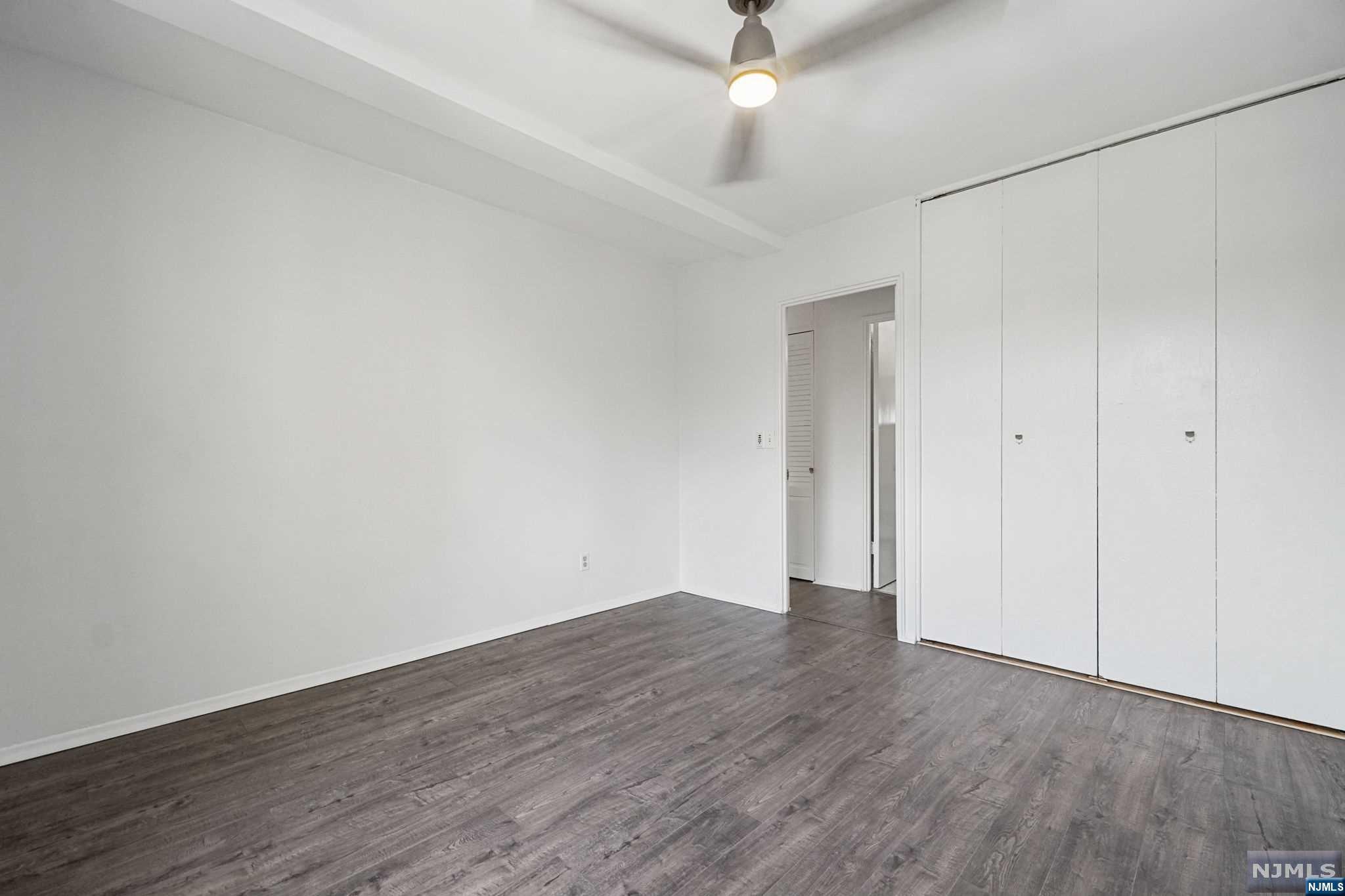 25 Grand Avenue 4A