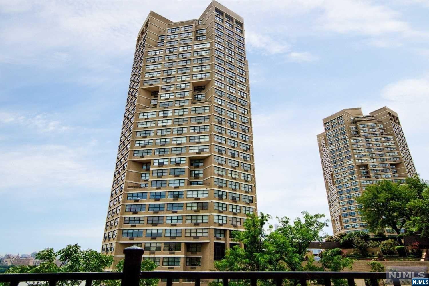 7000 Boulevard East 30H
