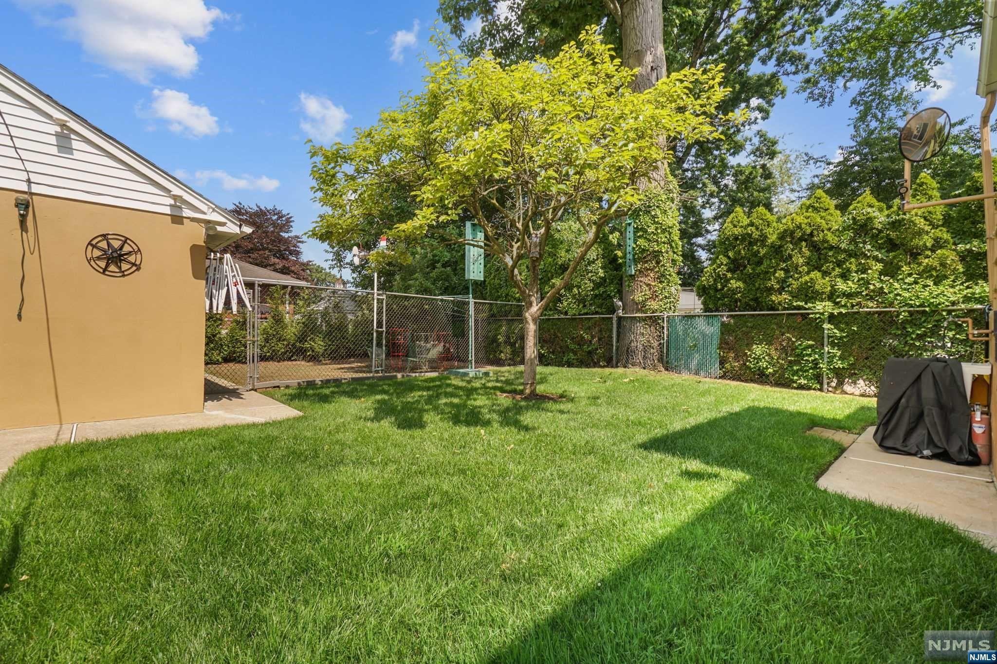 1115 Anderson Avenue