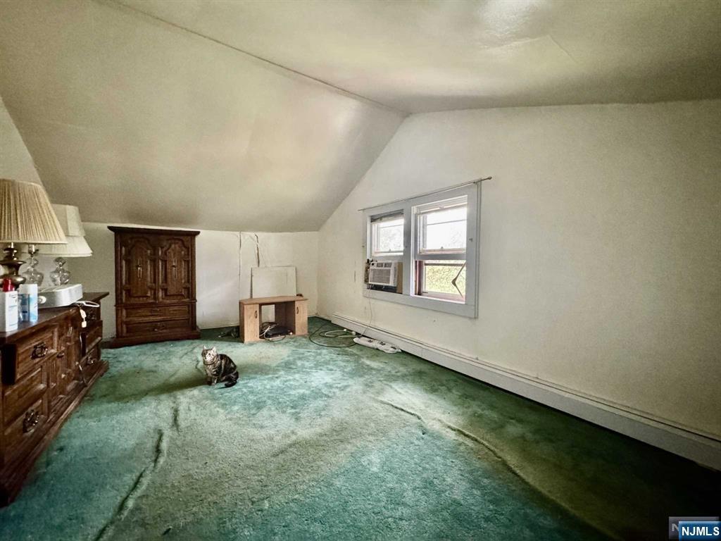 53 River Drive