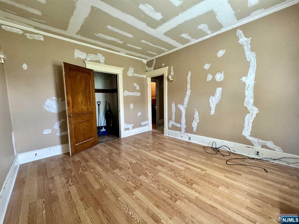 53 River Drive