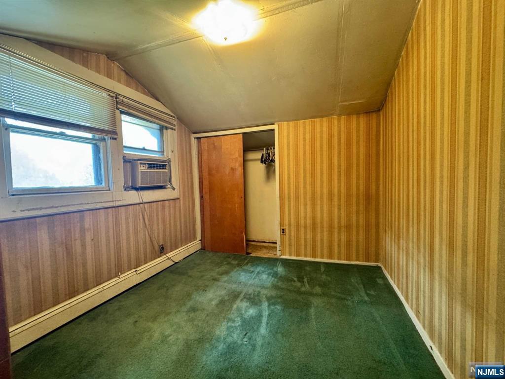 53 River Drive