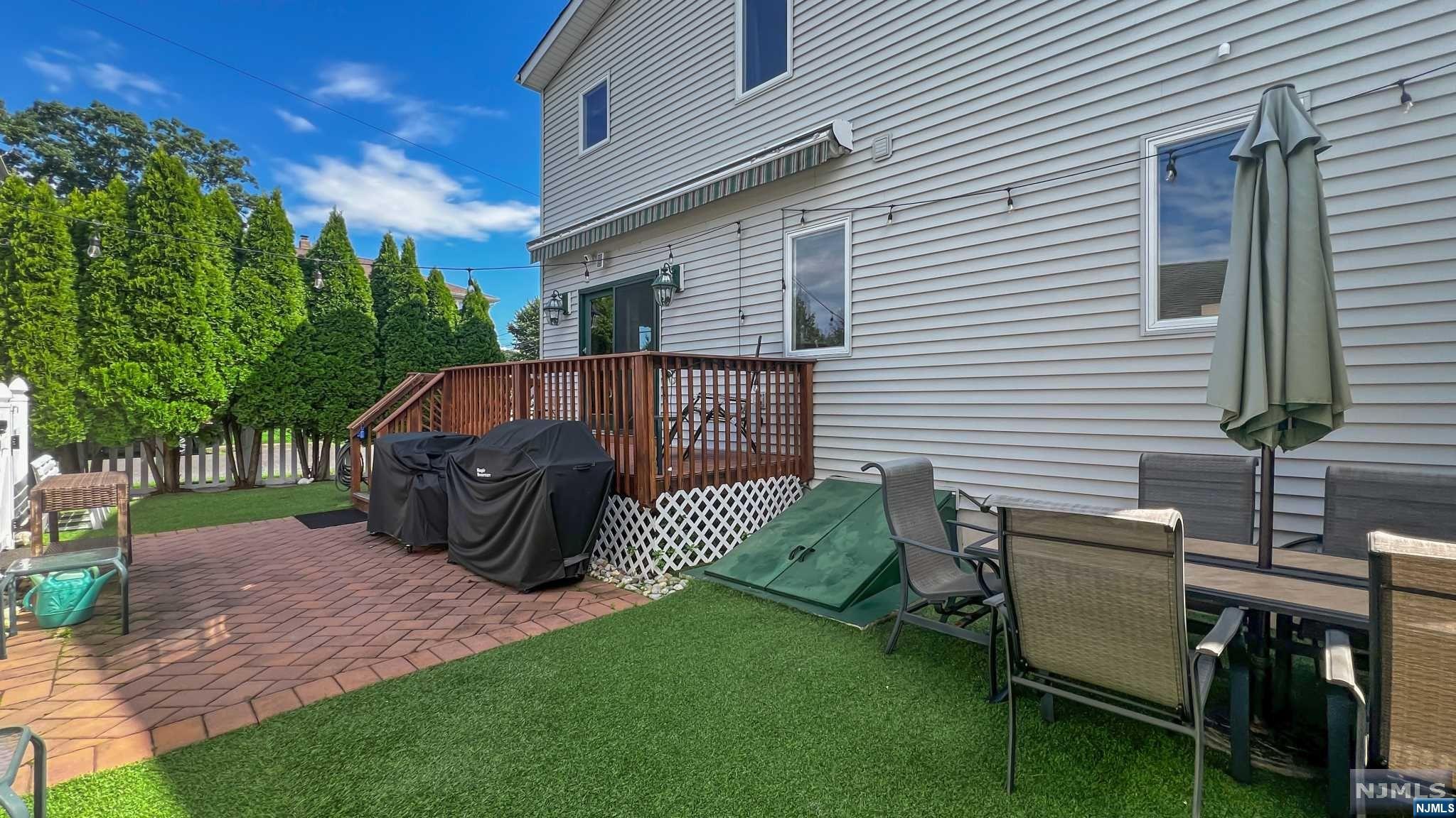106 6th Avenue