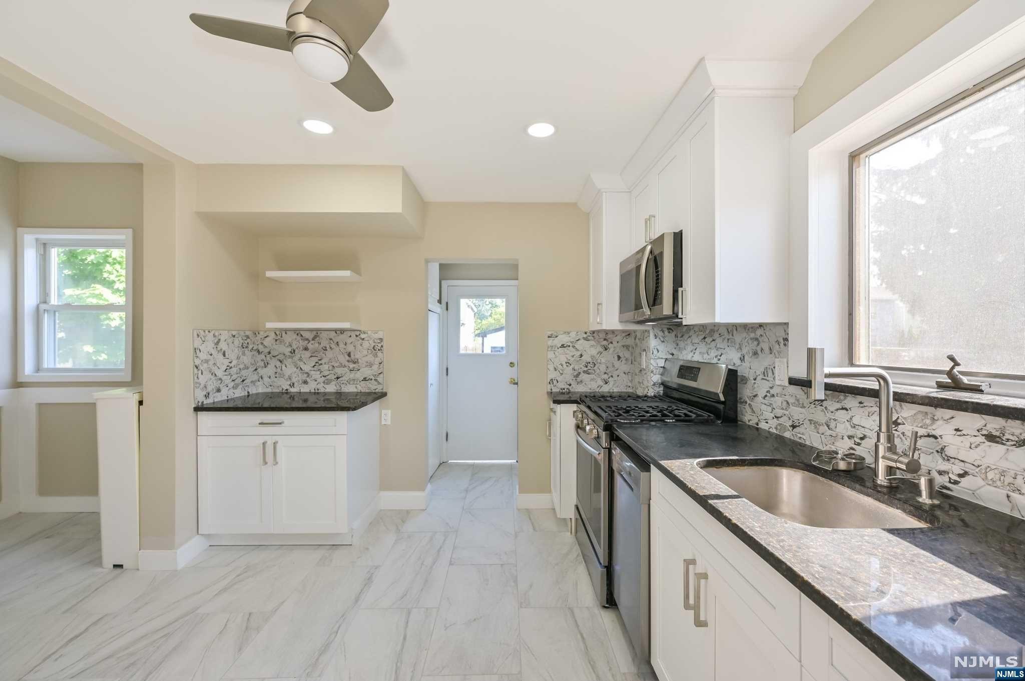 128 Grand Street