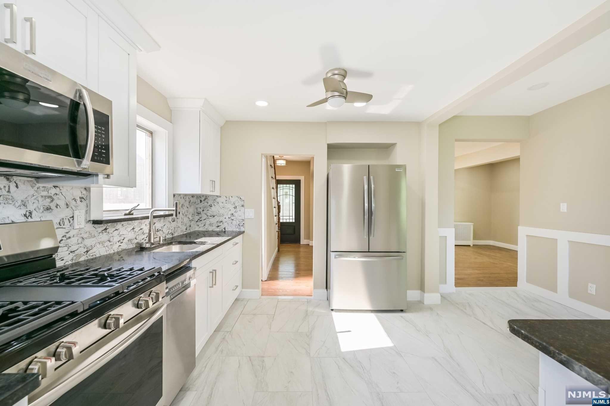 128 Grand Street