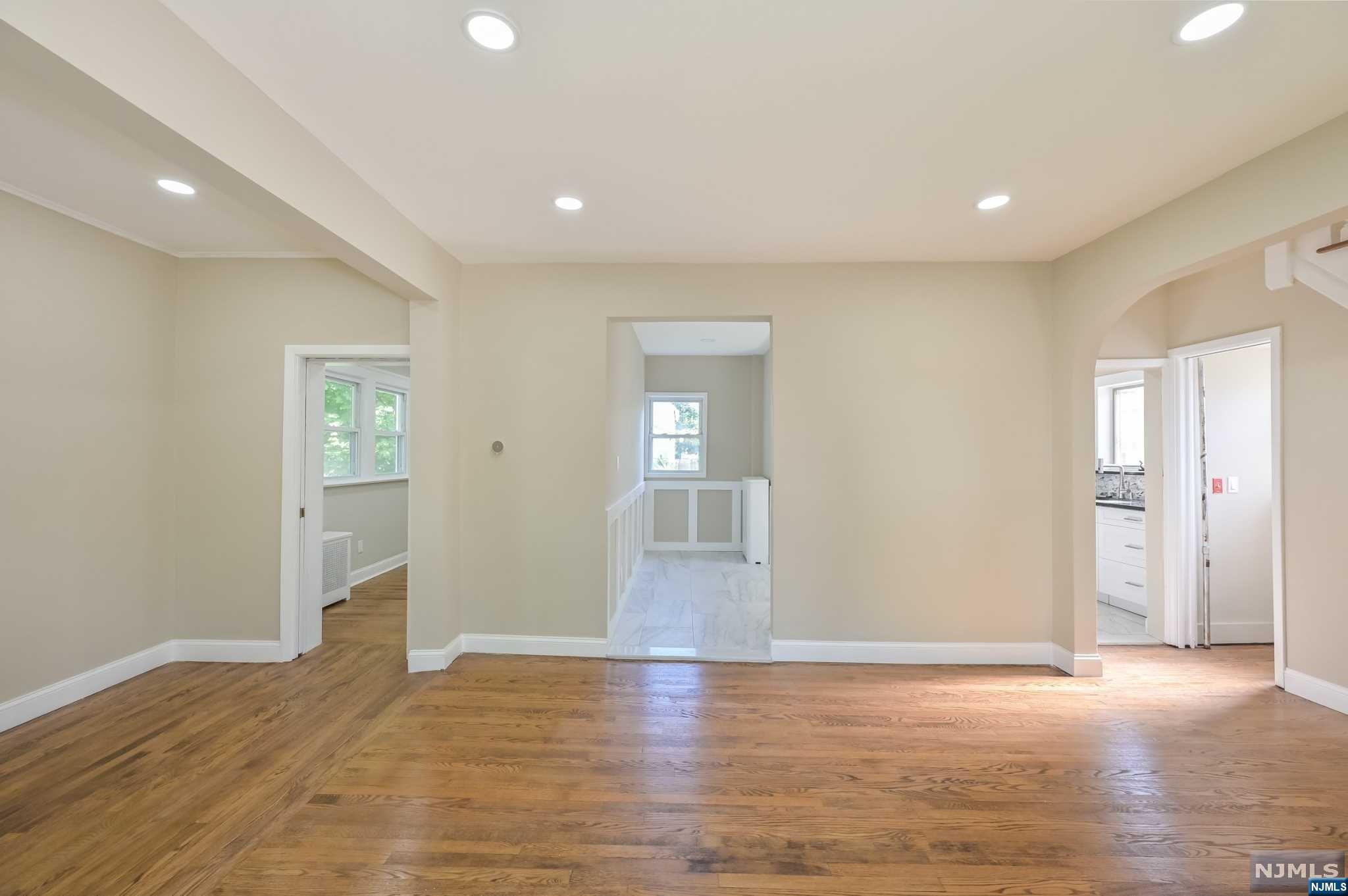 128 Grand Street
