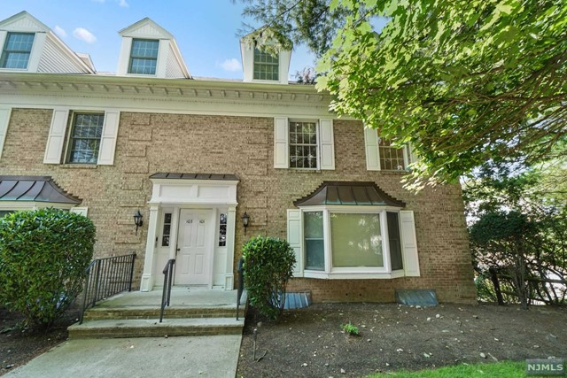 101B S Maple Avenue