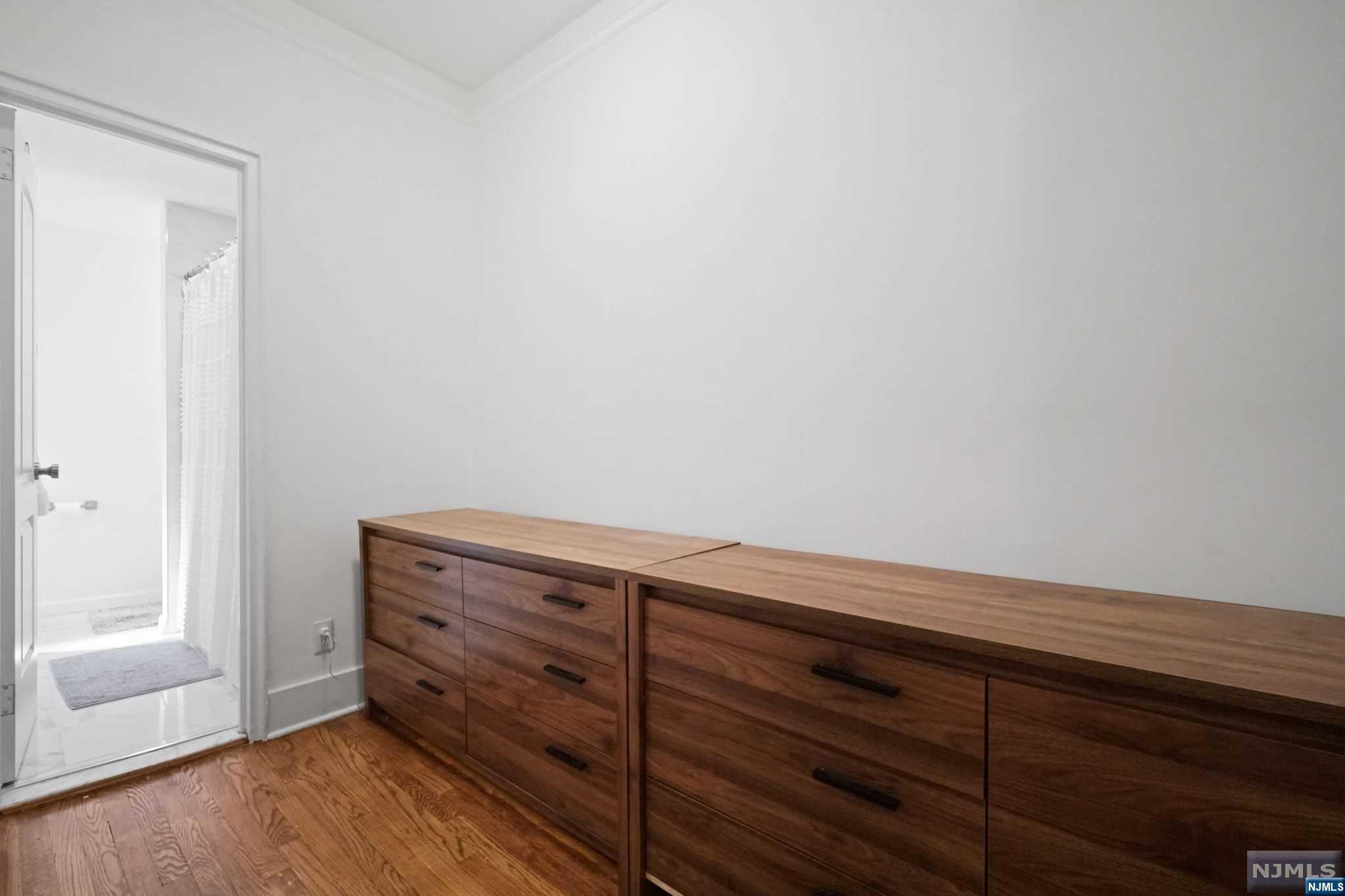 100 Prospect Avenue 2G