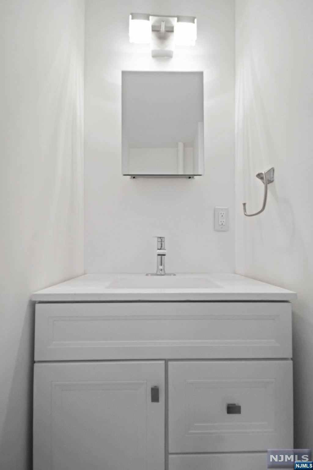 100 Prospect Avenue 2G