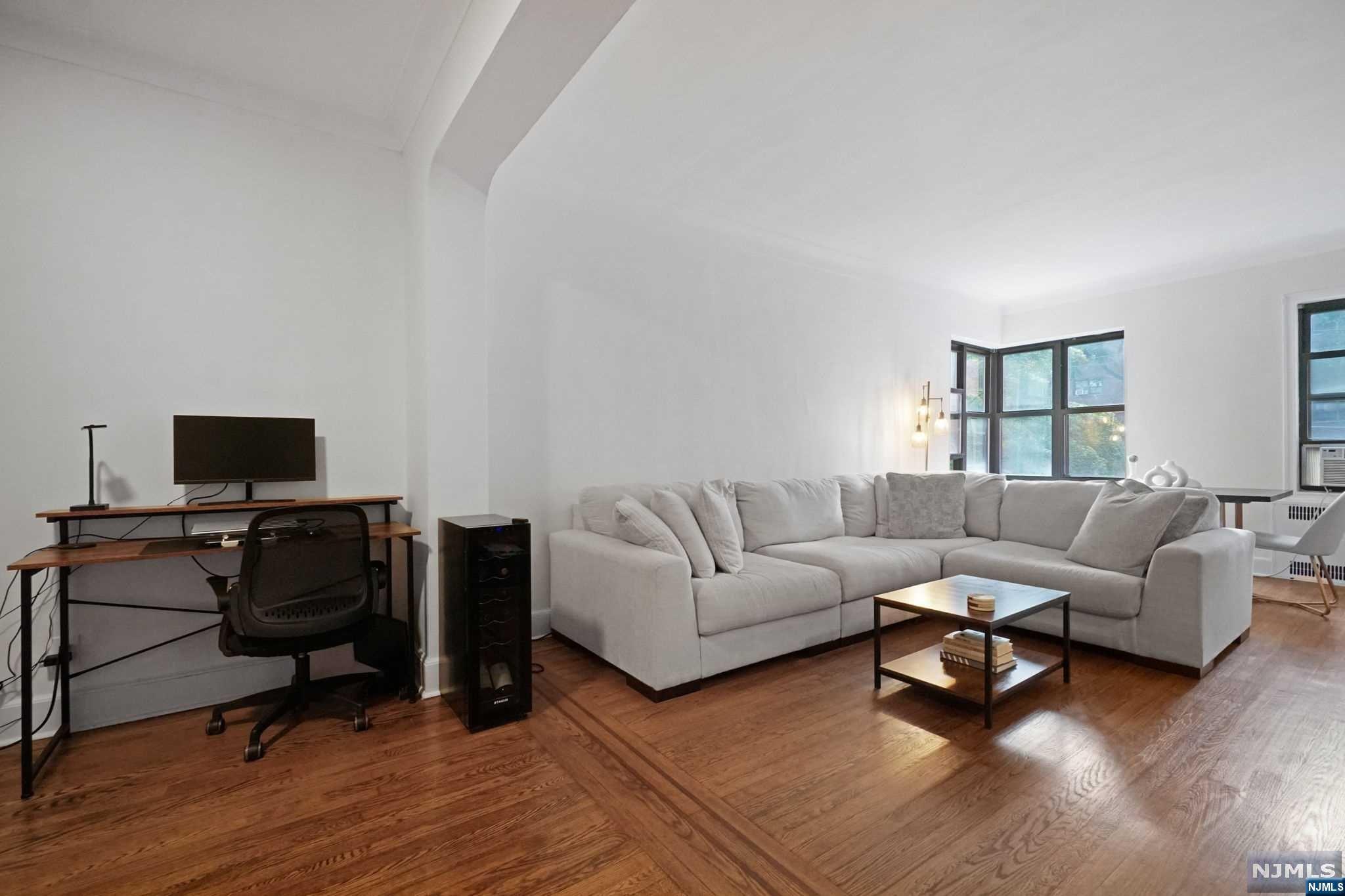 100 Prospect Avenue 2G