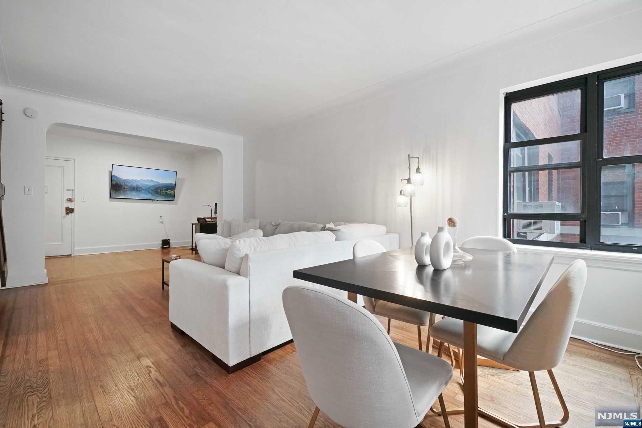 100 Prospect Avenue 2G