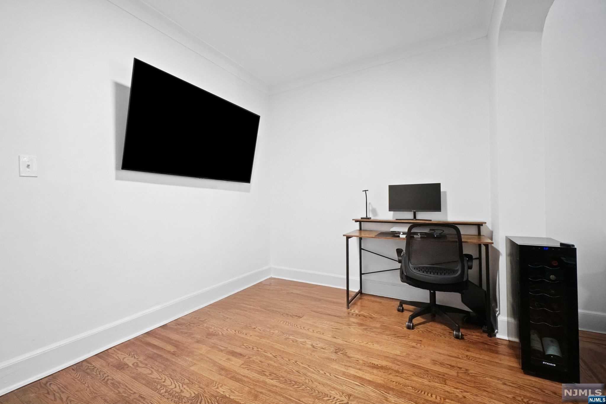 100 Prospect Avenue 2G