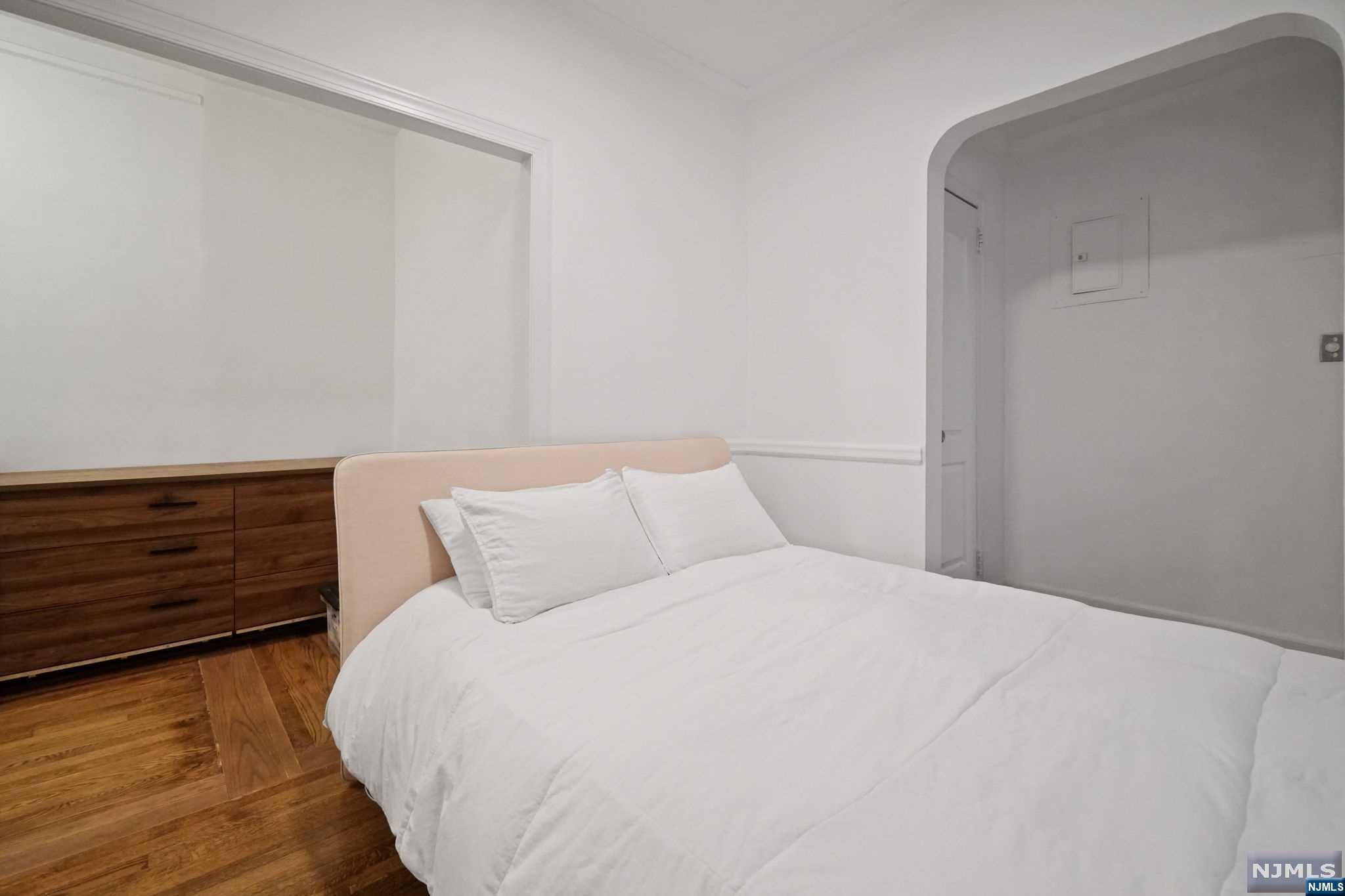 100 Prospect Avenue 2G