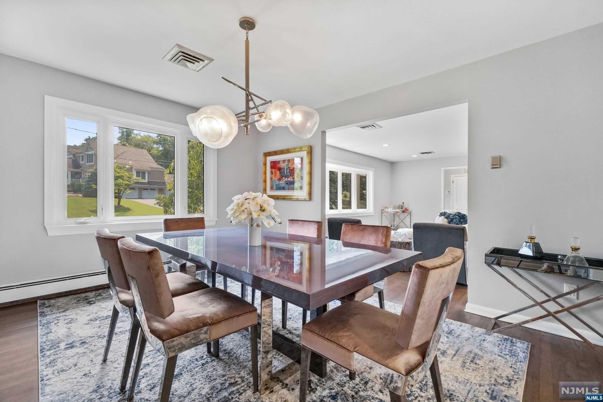 18 Stuyvesant Road