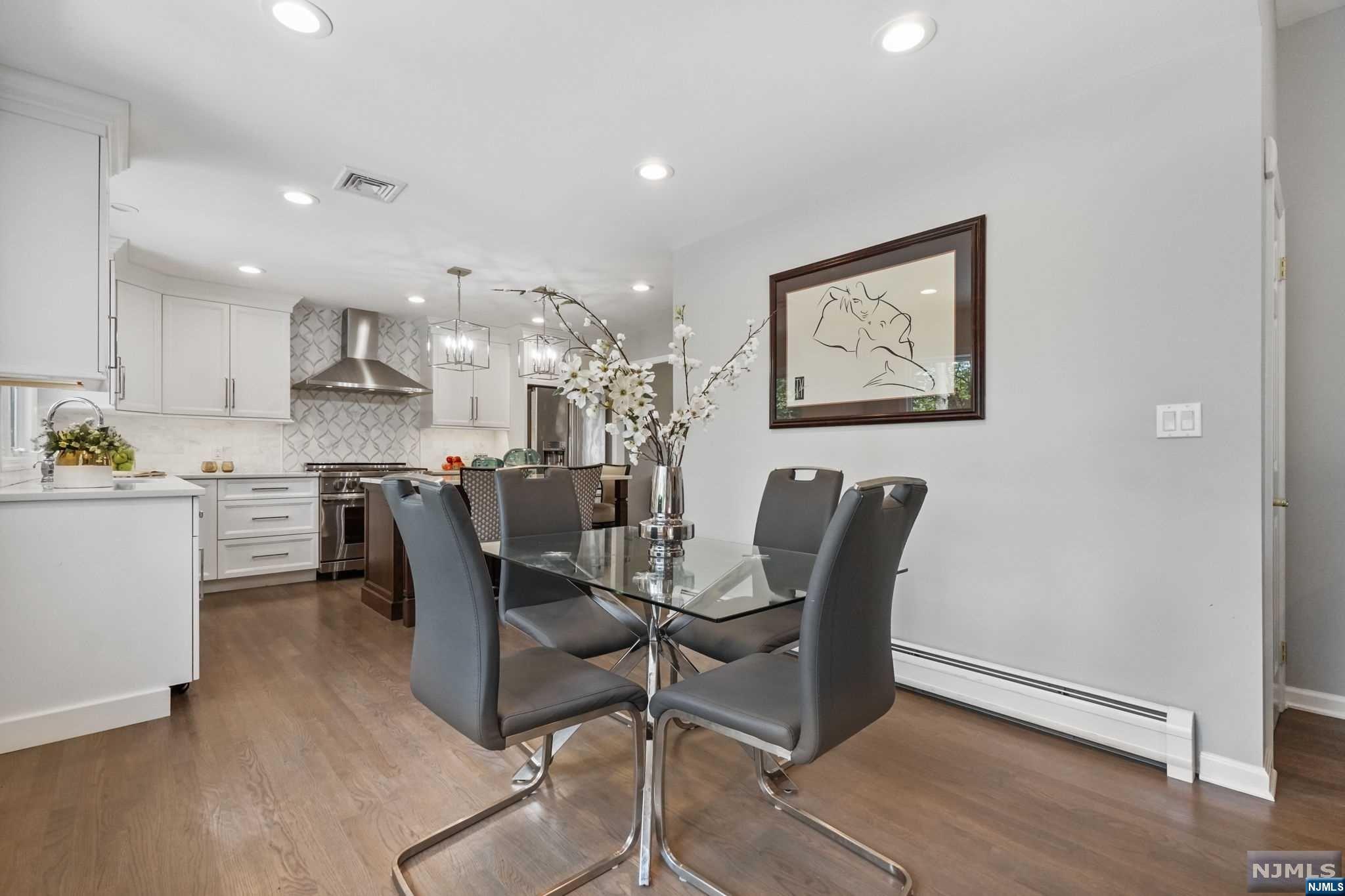 18 Stuyvesant Road