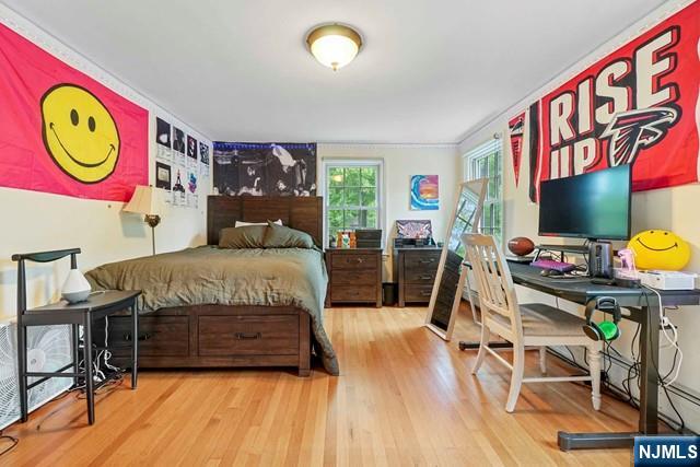 12 Lawrence Parkway
