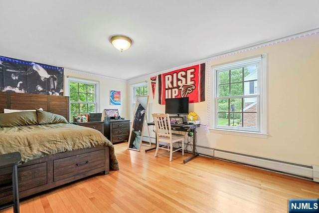 12 Lawrence Parkway