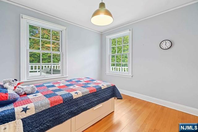 12 Lawrence Parkway