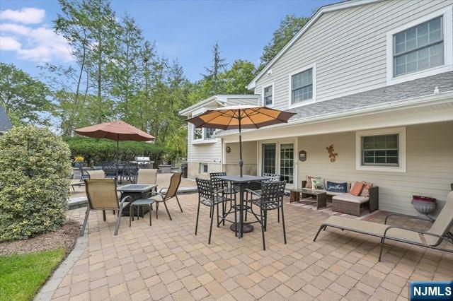 327 Beechwood Road