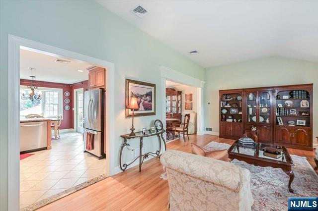 327 Beechwood Road