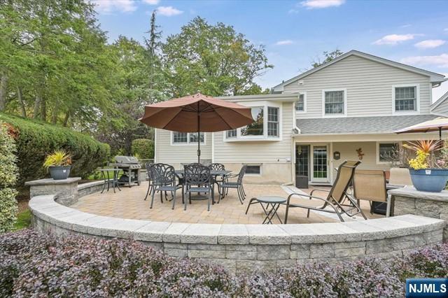 327 Beechwood Road