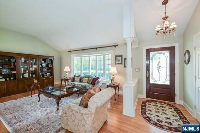 327 Beechwood Road