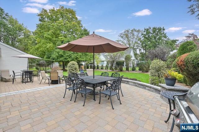 327 Beechwood Road